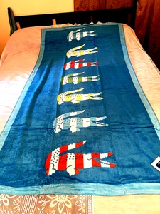 Toalla de playa Lacoste 100 % algodón, 36" X 72" COLOR CROCBAYABERE DRESDEN AZUL NUEVA CON ETIQUETAS - Imagen 1 de 9