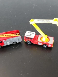 2 CORGI Vintage Fire Trucks - Picture 1 of 7