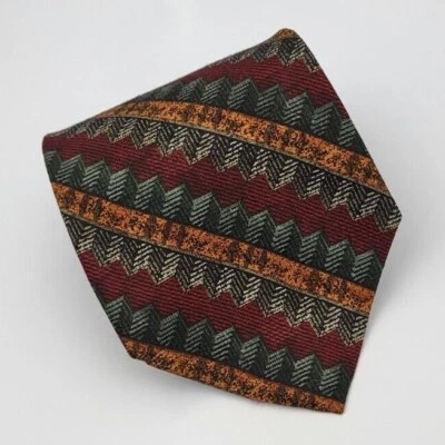 J. Corbata de seda Z. Richards gris rojo naranja geométrica para hombre 57 x 4 Foto 1 de 4