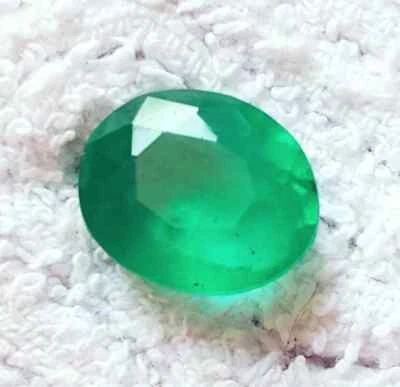 Oval Shape Zambian Panna Certified Loose Gemstone 6.23 Ct With Free Gift - Image 1 of 4