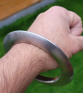 Brazalete Sikh Kara Sarbloh Kada Hierro Puro Suave Chakri Pesado Khalsa Guerrero OG13R - Imagen 1 de 12