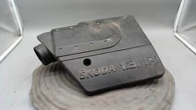 047129554 intake manifold for SKODA FELICIA I (6U1) 1.3 1994 — 第 1/4 张图片