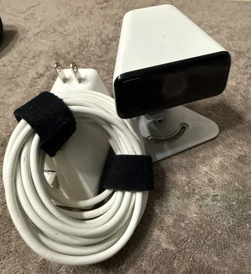 Cámara de vigilancia de seguridad Comcast Xfinity XCAM con adaptador de corriente XW3 *PROBADA Foto 1 de 3