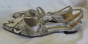 Bellini T Strap Flat Size 9 M NWOT Passion Snake Embossed Design .5" Heel Buckle - Picture 1 of 12