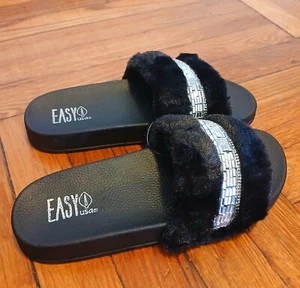 Women's  Faux Fur Rhinestone Slides Sizes 6-11 - Picture 1 of 10