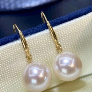 Crazy deal! Solid 18K gold and genuine Pearl ear hooks!! - Picture 1 of 5