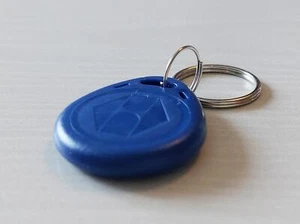 5 RFID 125 KHz Transponder Chips blau key fob Anhänger wasserdicht, NEU - Bild 1 von 4