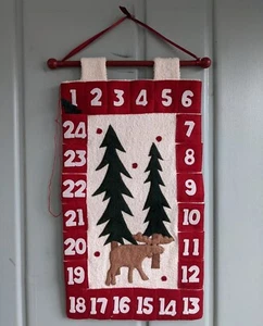 Advent Calendar Fabric Trees Moose Pockets Hanging Christmas Cabin Alaska Red - Picture 1 of 6