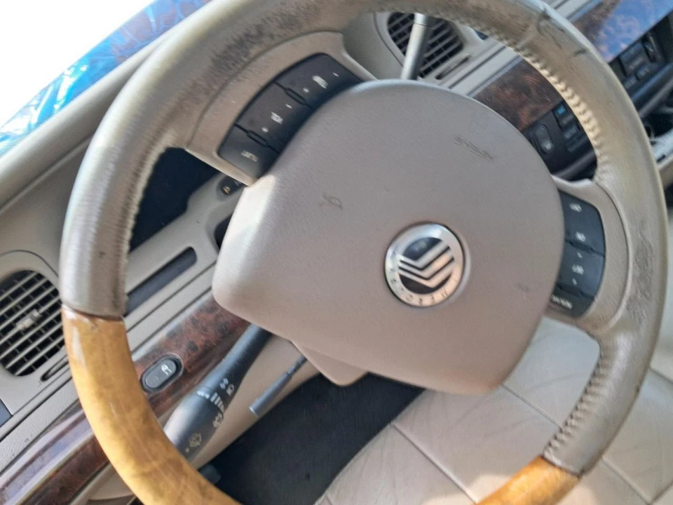 Air Bag Driver Wheel Fits 05-11 GRAND MARQUIS 2580971 Foto 1 de 4