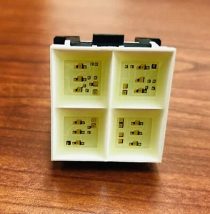 IDEC 24V LED Module SLC-2EP-A / SLC2EPA Job Surplus (Lot of 5) - Picture 1 of 4