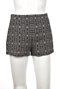 NEW Ecote Womens Shorts Size 0 Black White Embroidered Textured Casual - Picture 1 of 6