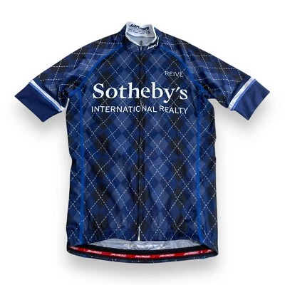 Camiseta deportiva de ciclismo Sotheby's International Realty Racing Team para hombre pequeña Jakroo Foto 1 de 4