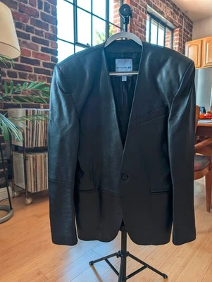 Blazer de cuero para hombre Mugler x H&M, talla 50 Foto 1 de 4