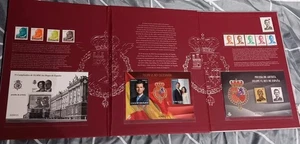JUAN CARLOS I Y FELIPE VI EN CARPETA OFICIAL DE FILATELIA CALIDAD LUJO - Picture 1 of 2