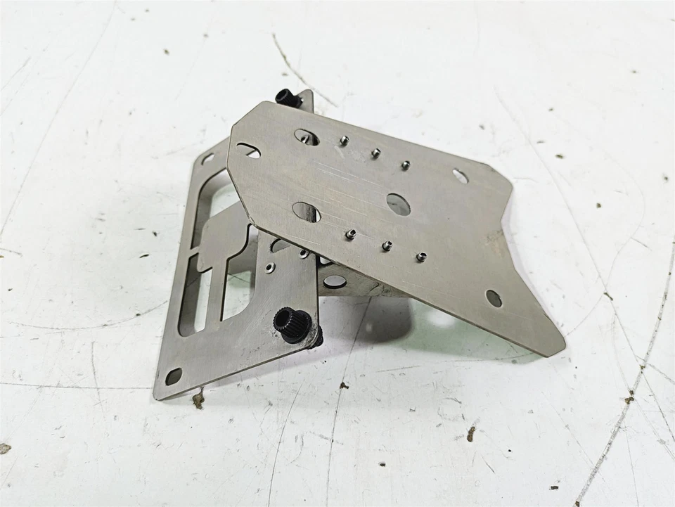 2017 Ducati Monster 1200 S Competition Werkes нейтрализатор крыла 1DMON5 - Изображение 1 из 4