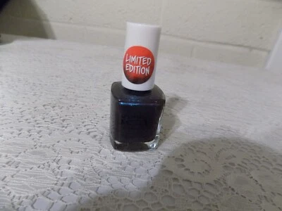 Esmalte de uñas Pure Ice edición limitada, ¿Halloween?  Coffin Break Foto 1 de 3