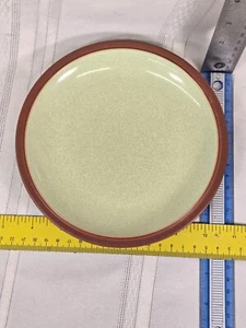 Plato de pan y mantequilla Denby Juice verde manzana - Imagen 1 de 3