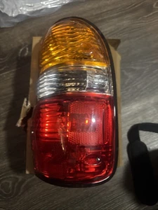 RT Tail Light Replacement for Toyota Tacoma Pickup 2001-2004 - Foto 1 di 2