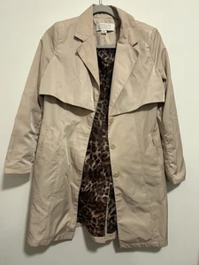American Glamour Badgley Mischka hellbrauner kurzer Trenchcoat neu ohne Etikett Größe XS - Bild 1 von 11