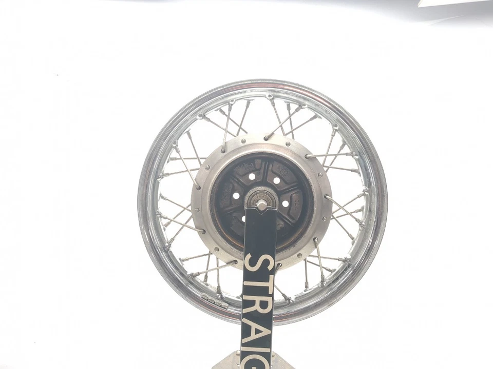 Llanta trasera recta 86-04 Suzuki Savage LS650 15x2,75 Foto 1 de 4