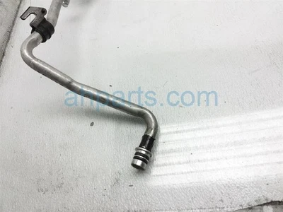 Manguera de succión de CA Toyota Matrix 20032004 1,8 L 88712-02220 Foto 1 de 4