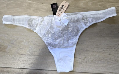 NWT Vintage Victoria's Secret Very Sexy Lace Satin Thong String Panties Bow S - Image 1 of 3