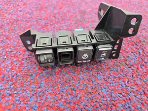 INFINITI QX60 2013-2020 OEM DASHBOARD STEERING HEATER SWITCH CONTROL BUTTON - Foto 1 di 3