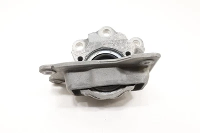 2016 - 2022 VOLVO XC90 TRANSMISSION GEAR BOX HOLDER MOUNT BRACKET SUPPORT OEM - Image 1 of 4