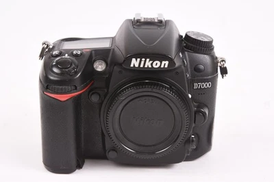 Cámara Nikon D7000 DX 16,2 MP DSLR cuerpo obturador recuento: 66,6 k #Z-40811 Foto 1 de 4