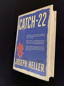 Catch 22 - Joseph Heller - HC DJ protector 1st ed. late 1960's printing - Imagen 1 de 14