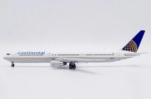 Continental Airlines B767-400ER Reg: N66051 JC Wings Scale 1:400 Diecast LH4370 - Picture 1 of 6
