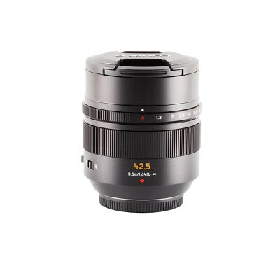 Panasonic Leica DG Nocticron 42.5mm f/1.2 ASPH. POWER O.I.S. Lens - H-NS043 - Image 1 of 4
