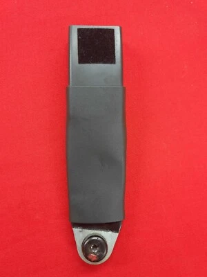 Hebilla de cinturón de seguridad delantero Jeep Patriot 24123071 lado del pasajero 2008 Foto 1 de 4