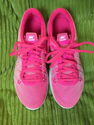 Nike Flex Fury 2 Super Lightweight Running Shoes - Girls Youth Size 5.5 - Image 1 of 4