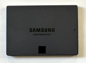Samsung 4TB 870 QVO SATA III 2.5" Internal SSD MZ-77Q4T0 - Photo 1/2