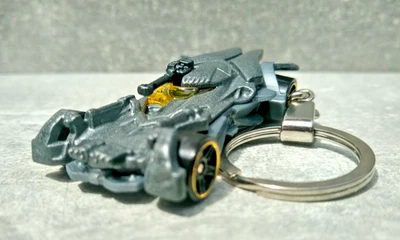 Justice League Batmobile Keychain Keyring FREE SHIPPING - Image 1 of 4
