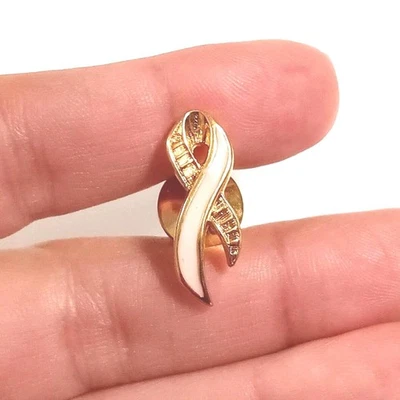 Broche prendedor de solapa de concientización sobre el cáncer de mama cinta rosa Avon para mujer  Foto 1 de 4