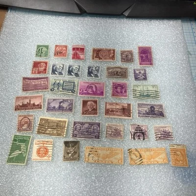 35 Vtg/Antique USA Stamps, 1875-1955- 1c, 2c, 3c, 4c, 5c, 6c. Nice Mixed Lot. - Image 1 of 4