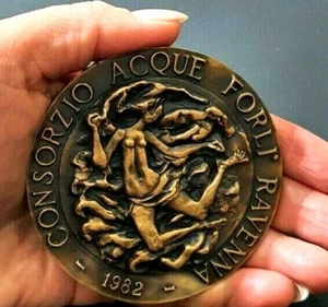 Romagna Reklamationskonsortium Wunderschöne italienische Art Deco Medaille Nackte Dame - Bild 1 von 8