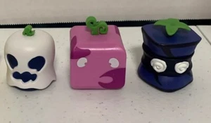 BLOX FRUITS Mystery 2” Mini Roblox Lot Of 3 No Scratch Off Code - Picture 1 of 2
