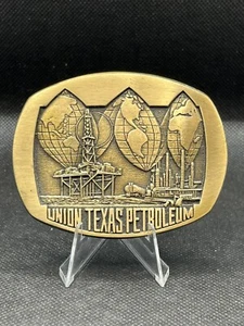Union Texas Petroleum Öl Gas massiv Messing Gürtelschnalle Grotte Werbung - Bild 1 von 2