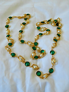 Vintage Signed Swarovski Emerald Green Crystal Bezel & Caged Faux Pearl Necklace