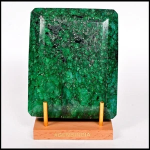 Piedra preciosa corte octágono Brasil extraída tierra esmeralda verde natural tamaño museo 4550 quilates - Imagen 1 de 6