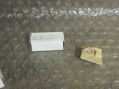 WHELEN REPLACEMENT BULB  H20W12V 20W 12V  01-0420781-00C - Image 1 of 3