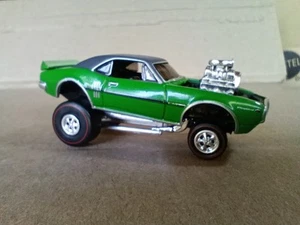 Johnny Lightning  Zingers 68 Firebird Bye-Bye Birdie Green Rubber Tires Redline  - Picture 1 of 12