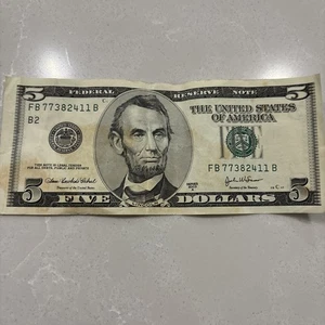 $5 Old School Money Bill   2003  Old Logo - Picture 1 of 7