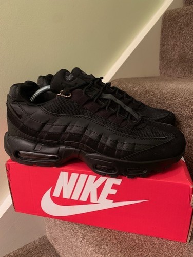 Nike Air Max 95 nere UK9 da uomo UK 9