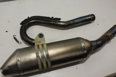 05 HONDA CRF250R SILENCIADOR ESCAPE SILENCIADOR TUBO DESLIZABLE CABEZAL AKRAPOVIC Foto 1 de 4