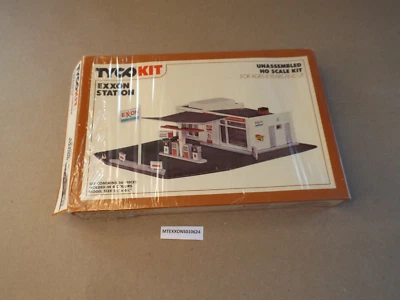 Tyco Model Train Building Ho Scale Exxon Station Kit No. 7762 New in Box (Read) - Image 1 of 4