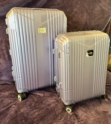 Samsonite Black Label Metanova Lavender 2 piece luggage set - 55cm & 71cm - Image 1 of 4